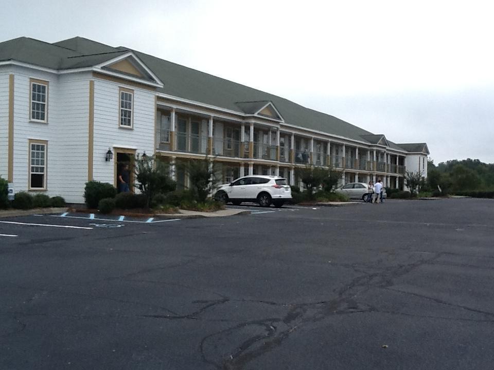 Quality Inn & Suites Сантий Екстериор снимка