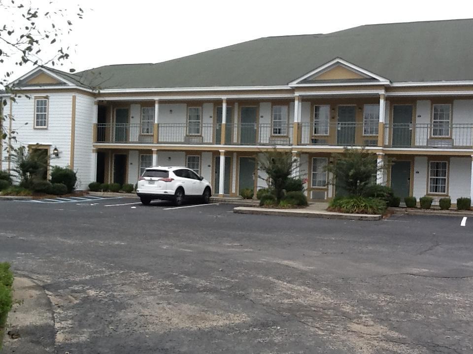Quality Inn & Suites Сантий Екстериор снимка